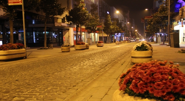 Bursa ve çevre illerde sokağa çıkma kısıtlamasına uyuluyor