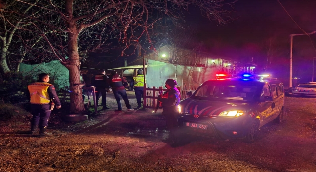 Bursa’da perdelerle kapatılıp içkili restorana dönüştürülen bağ evindeki 20 kişiye para cezası