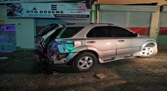 Kocaeli’de freni boşalan tır 5 araca zarar verdi