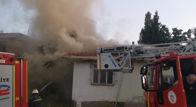 Gebze’de evde çıkan yangın söndürüldü