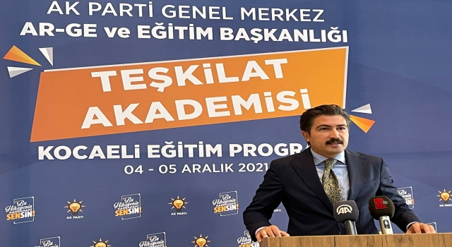 AK Parti Grup Başkanvekili Özkan, Kocaeli’de ”Teşkilat Akademisi” programına katıldı: