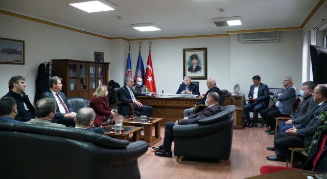 AK Parti Sakarya İl Başkanı Tever, ziyaretlerde bulundu