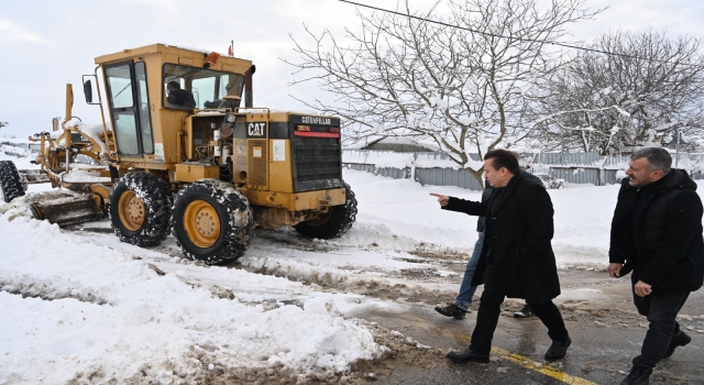 Tuzla’da kar temizleme çalışmaları 