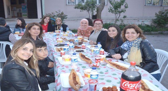 Karamürsel Halk Eğitim Merkezi personeli iftarda buluştu