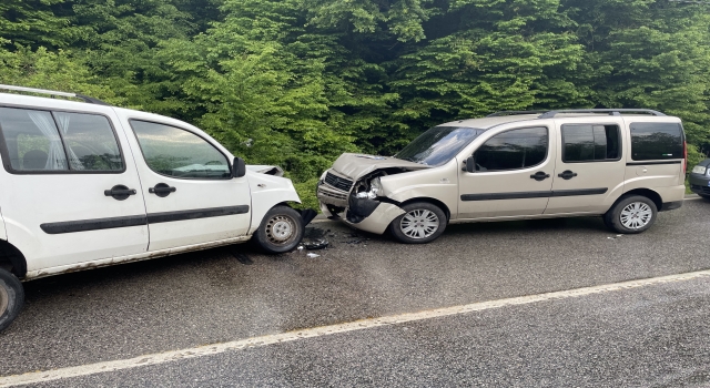 Beykoz’da zincirleme kazada 2 kişi yaralandı