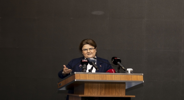 Aile ve Sosyal Hizmetler Bakanı Yanık, Çocuk ve Yeni Medya Sempozyumu’nda konuştu: