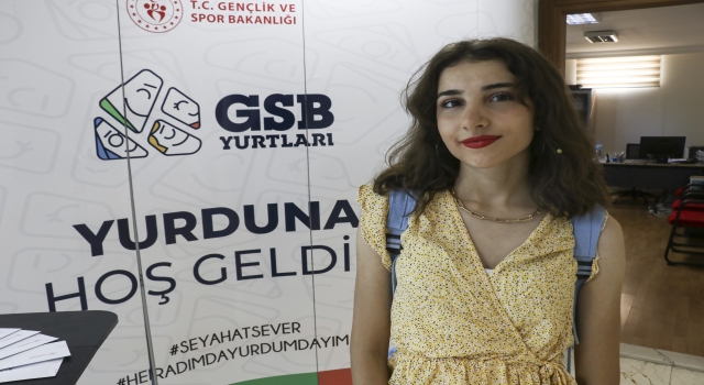 Yalova’daki yurtlar bine yakın ”seyahatsever” genci ağırladı