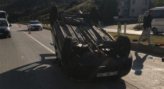 Bilecik’te devrilen aracın sürücüsü yaralandı