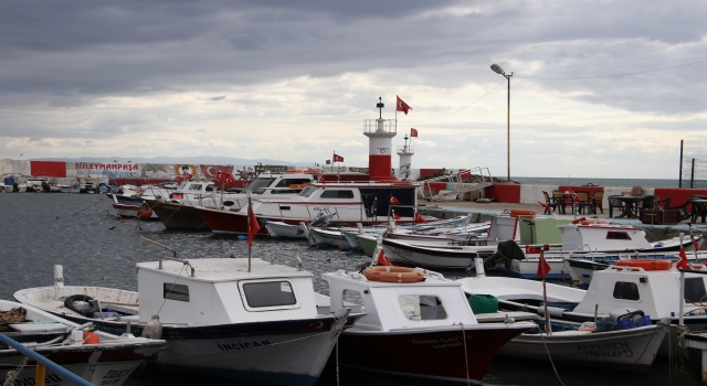 Tekirdağlı balıkçılar poyraz nedeniyle denize açılamadı