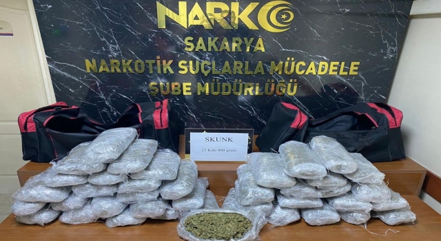 Sakarya’da 23,8 kilogram uyuşturucu ele geçirildi