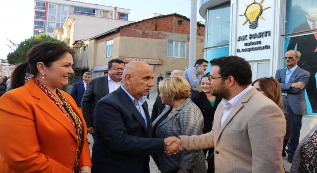 Tarım ve Orman Bakanı Kirişci, AK Parti Edirne İl Başkanlığı’nı ziyaret etti