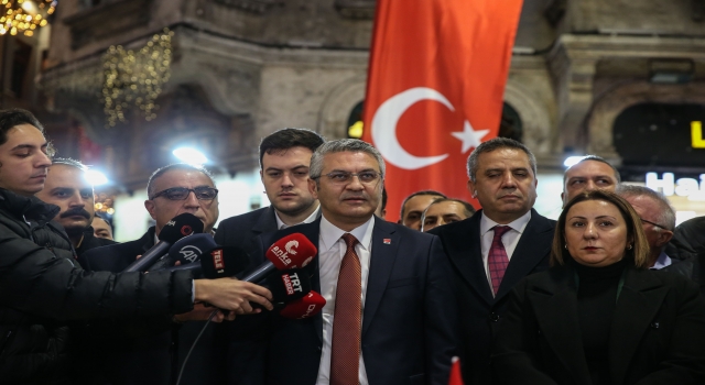 CHP İstanbul örgütü, terör saldırısında yaşamını yitirenleri İstiklal Caddesi’nde andı