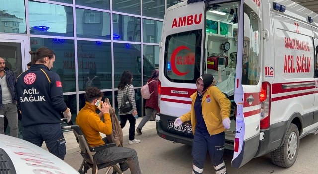 Kocaeli’de darbedilen yabancı uyruklu genç hastaneye kaldırıldı