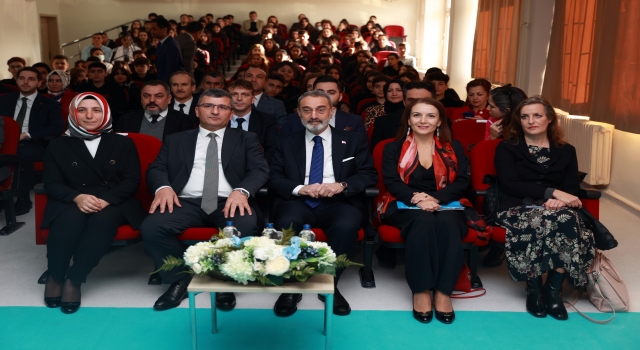 Çengelköy Şehit Okan Altıparmak Anadolu Lisesinde Bütünleşik Fizik Kimya Biyoloji Laboratuvarı açıldı