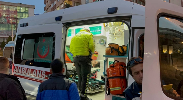 Gebze’de kasisten geçerken devrilen motosikletin sürücüsü yaralandı