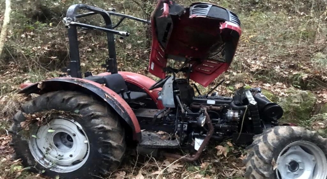 Sakarya’da devrilen traktörün sürücüsü yaralandı