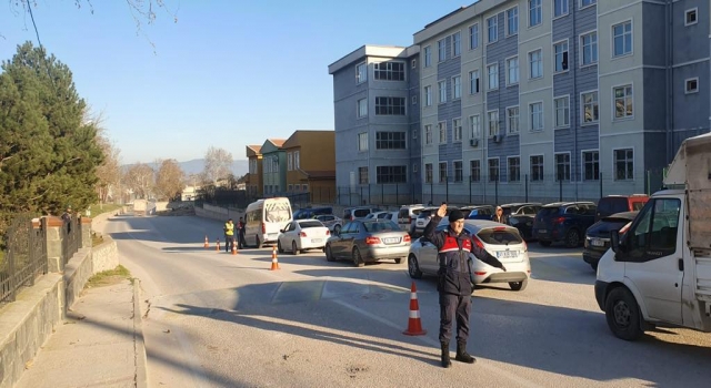 Bursa’da jandarmadan dilencilere yönelik ”huzur güven” uygulaması