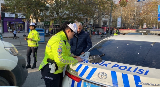 Kadıköy’de dronlu trafik denetimi 