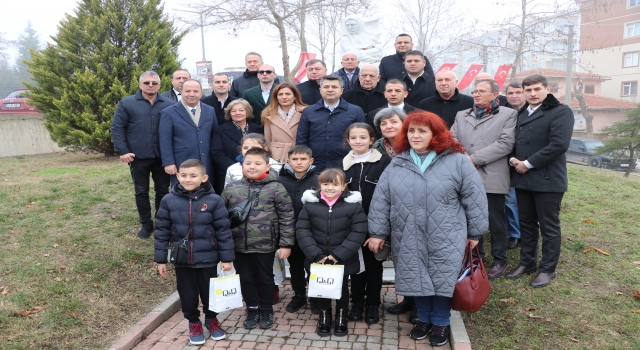 Bulgaristan’da annesinin kucağında öldürülen Türkan bebek ölümünün 38. yılında anıldı