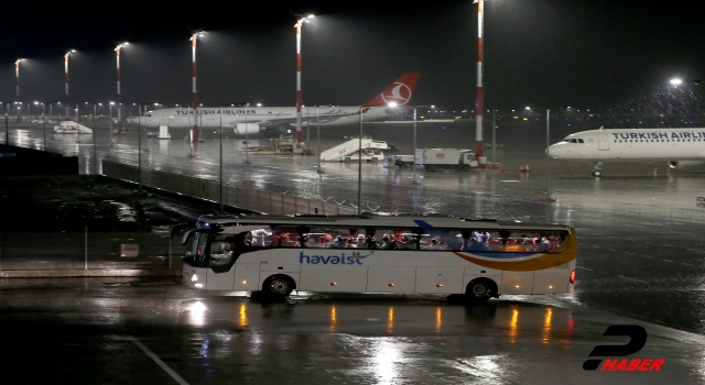 Arjantin ve Brezilya'daki Türk vatandaşları İstanbul'a getirildi