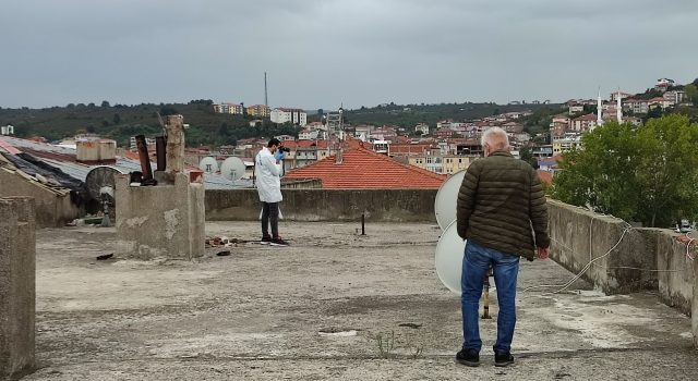 Sakarya’da çatıdan düşen kadın öldü