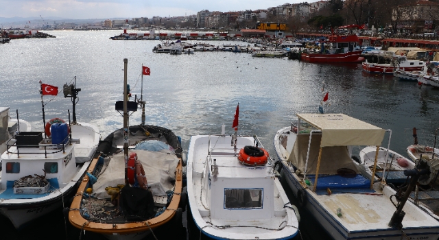 Marmara Denizi’nde ulaşıma poyraz engeli