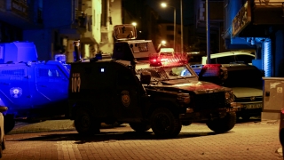 İstanbul’da uyuşturucu operasyonunda polislere ateş açan 2 şüpheli yakalandı