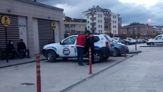 Bursa’da polisten kaçmaya çalışan hırsızlık şüphelisi kovalamaca sonucu yakalandı