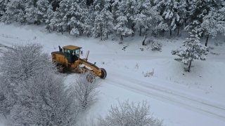 Bursa’da 56 kırsal mahallede yol açma çalışmaları devam ediyor