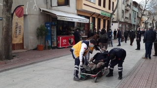 İznik’te köpeğe çarparak devrilen motosikletin sürücüsü yaralandı