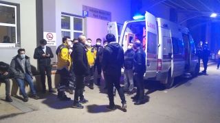 GÜNCELLEME Balıkesir’de ambulans, kamyon ve otomobilin karıştığı kazada 4 kişi öldü, iki kişi yaralandı