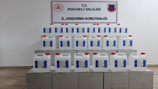 Kocaeli’de sahte içki operasyonunda 700 litre etil alkol ele geçirildi