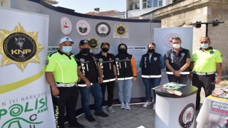 Kırklareli’nde ”En İyi Narkotik Polisi Anne” Projesi kapsamında bilgilendirme yapıldı