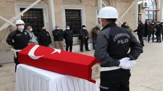 Bolu’da doğum gününde kalp krizi sonucu ölen polis Sakarya’da defnedildi