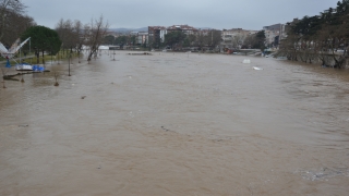 GÜNCELLEME Çanakkale’de aşırı yağışlar nedeniyle Kocabaş Çayı taştı