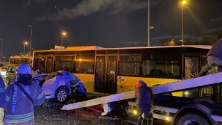 İstanbul’da zincirleme trafik kazasında 2 kişi yaralandı