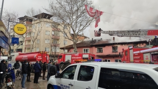 Bursa’da iki katlı evde çıkan yangın söndürüldü