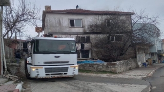 Kırklareli’nde metruk binada çıkan yangın söndürüldü