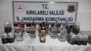 Kırklareli’nde bir otomobilde 43 litre gümrük kaçağı içki ele geçirildi