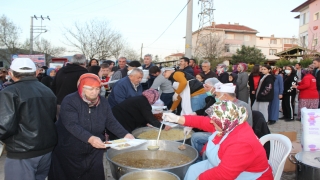 Osmaneli Kaymakamı Ünal ve Belediye Başkanı Şahin, mahalle iftarına katıldı