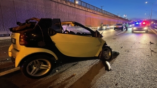 Kocaeli’de tırla çarpışan otomobilin sürücüsü yaralandı