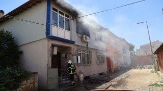 Edirne’de bir kadın, oğlunun ateşe verdiği iddia edilen evde çıkan yangında yaralandı