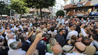 İYİ Parti Genel Başkanı Akşener, İstanbul’da vatandaş ve esnafla buluştu