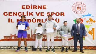 Edirne’de başarılı sporcu ve antrenörler ödüllendirildi