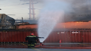 GÜNCELLEME Kocaeli’de kimyevi depolama tesisinde çıkan yangın kontrol altına alındı