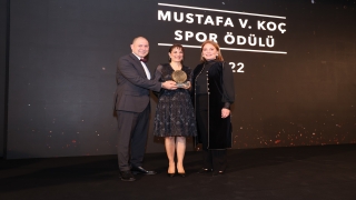 Mustafa V. Koç Spor Ödülü’nün sahibi “Adım Adım Oluşumu” oldu