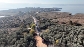  Bursa’nın turistik bölgelerinden Gölyazı Mahallesi’nin yolu yenileniyor