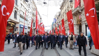 TBMM Başkanı Şentop, terör saldırısının yaşandığı İstiklal Caddesi’nde açıklamada bulundu: