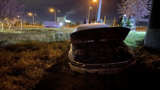 Kocaeli’de yoldan çıkan otomobilin sürücüsü yaralandı