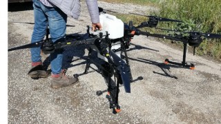 Manyas’ta sivrisineklere karşı drone ile ilaçlama başlatıldı